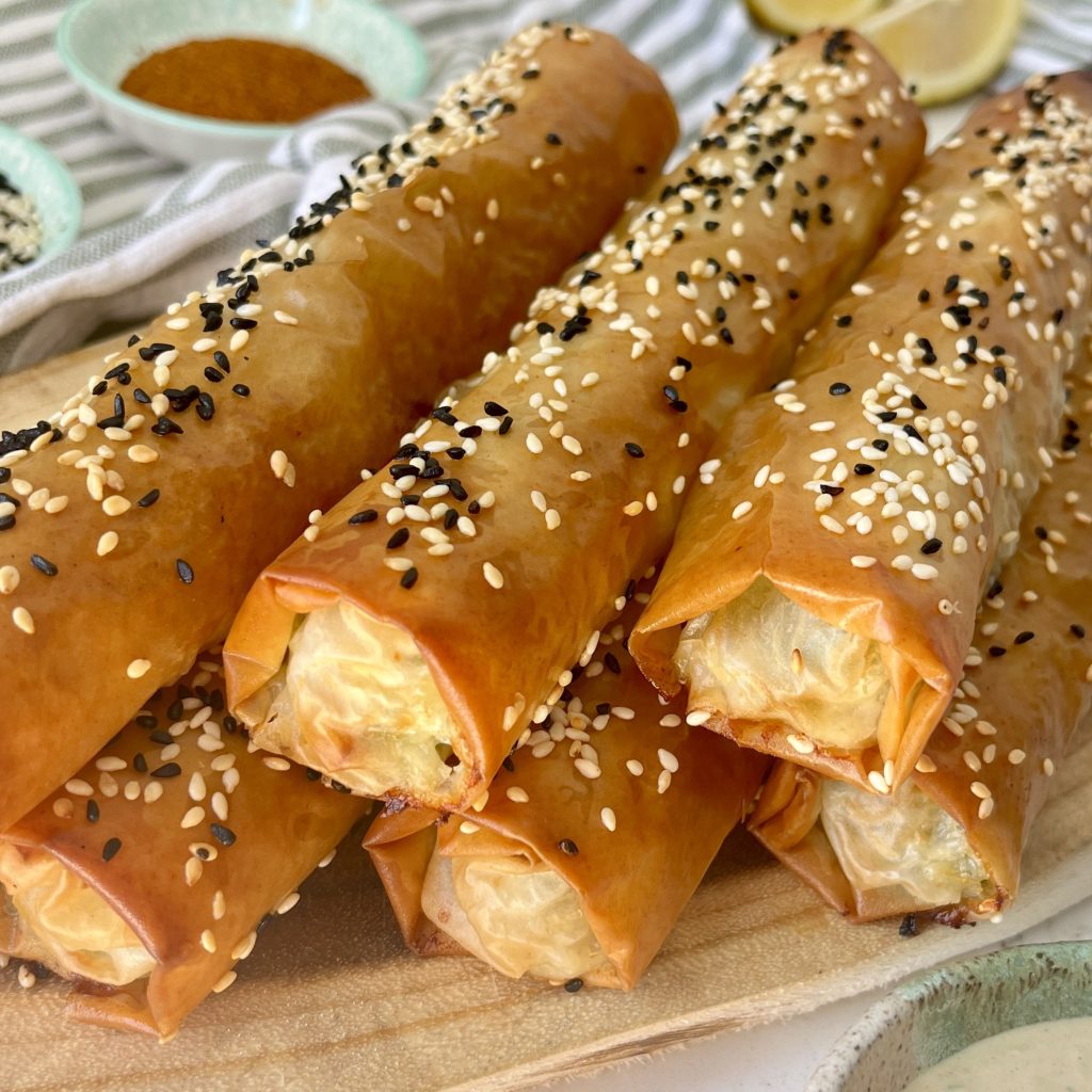 סיגר פילו אפוי במילוי מושט